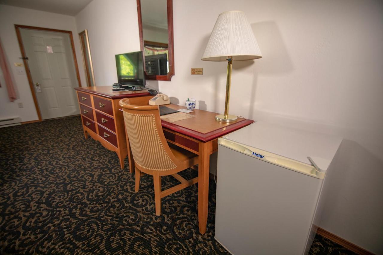 Coachlite Inn Sister Bay Eksteriør billede